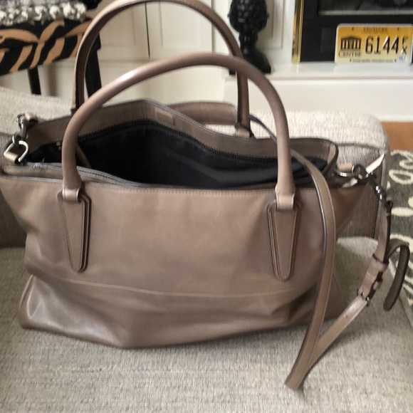 Beige Coach handbag - Picture 3 of 7